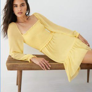 Aritzia Wilfred tempest dress in lemongrass